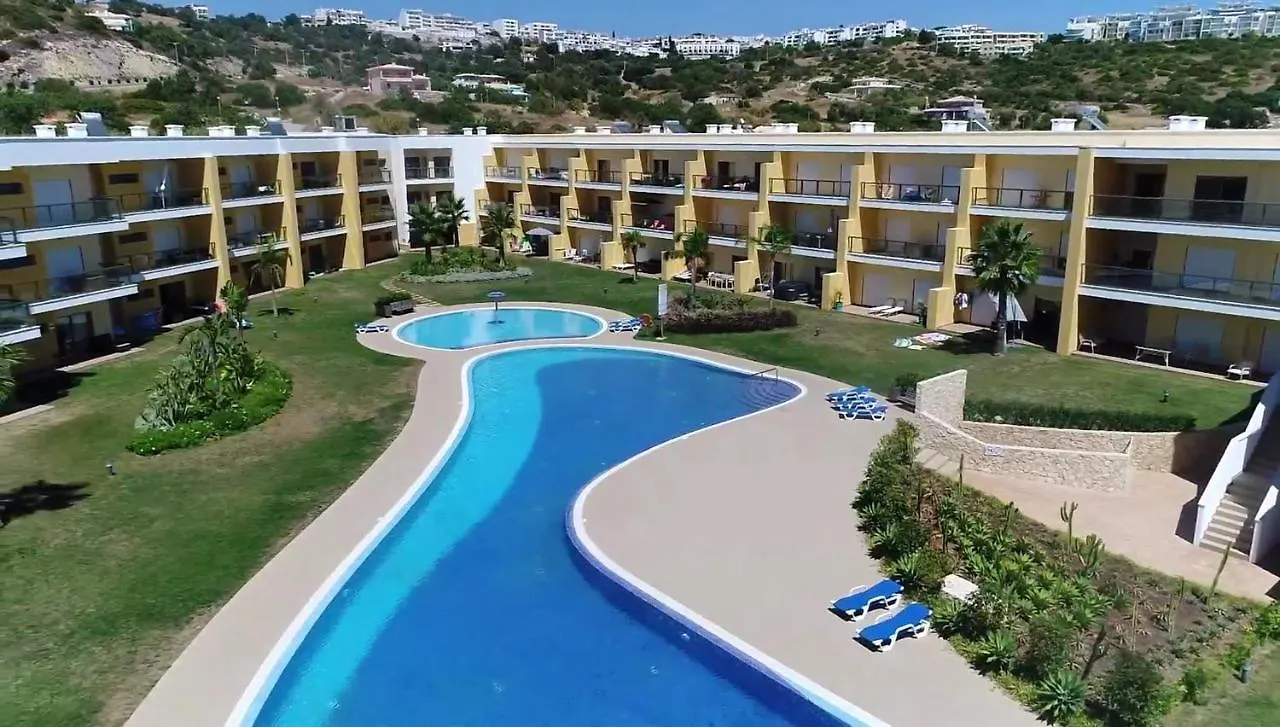 Apartment Albufeira City View Apartment: Pool, Garden & Beach Proximity